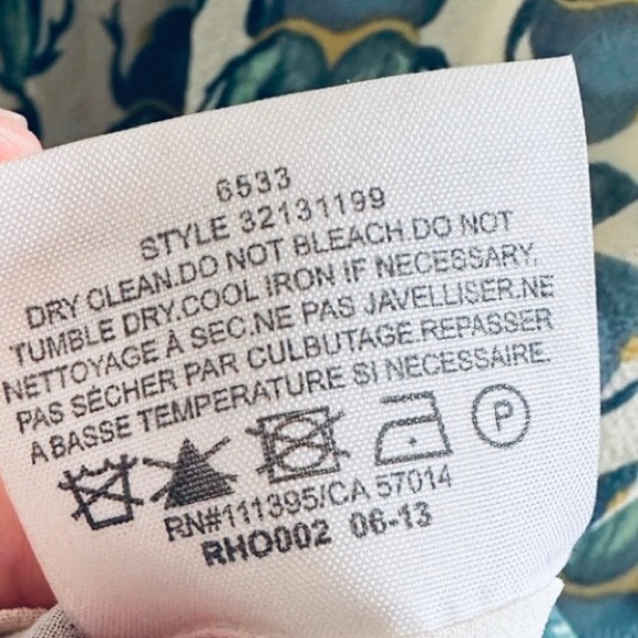 ❤️ TORY BURCH ❤️ COLLECTION SUPER RARE SCARAB BEETLES ELEGANT SILK BLOUSE (NWOT) - Picture 10 of 12